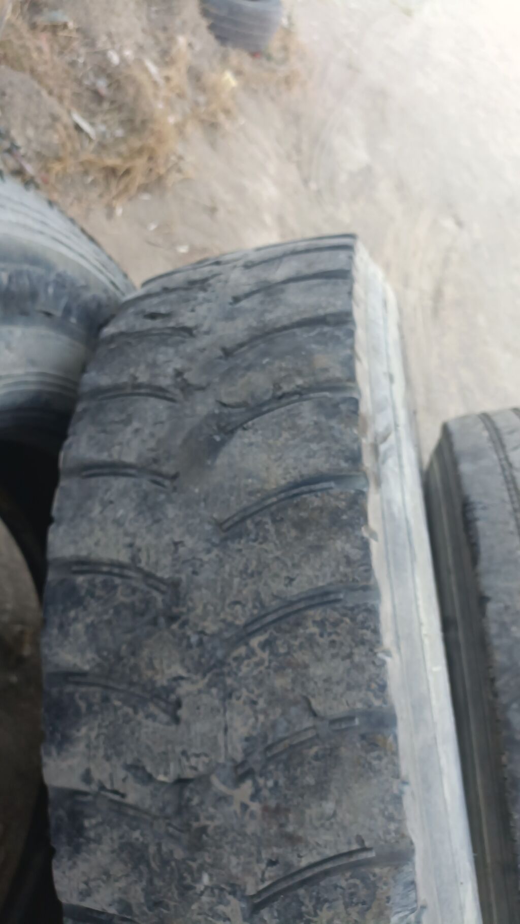 İşlənmiş Şin Hilo 315 / 80 / R 22,5 — Təkərlər, Xırdalan (2)
