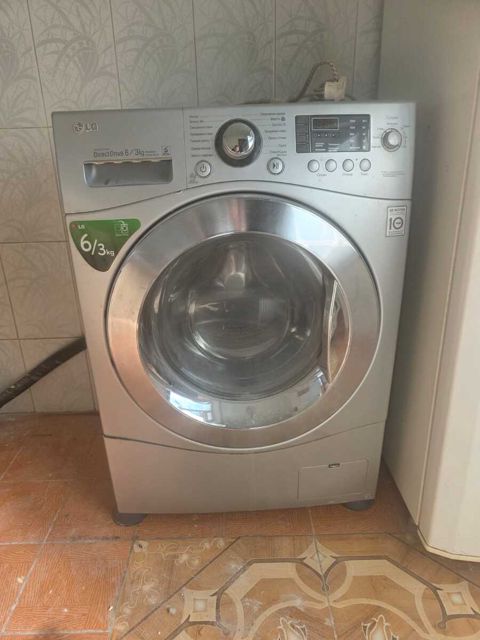 Paltaryuyan LG — Bakı