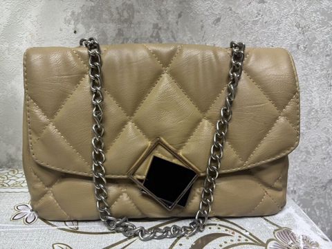 Bej rəngli quilted (romb tikişli) qadın çantası - Material: yumşaq — Bakı