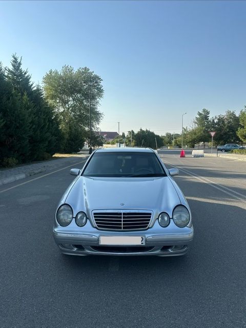 Mercedes E 240, 2.4 L, 1999 il, 597 000 km — Ağdaş