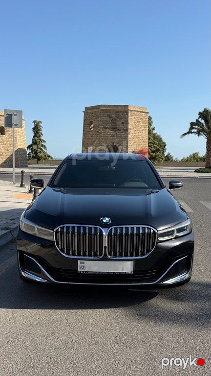 BMW 740, 3.0 L, 2019 il, 145 000 km