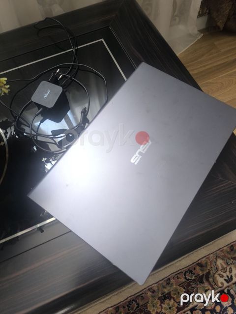 ASUS noutbuk + orijinal adapter - Model: ASUS Laptop seriyası — Masazır