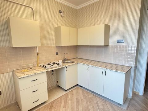 Metbext mebeli satilir Ölcü:2.30 Qiymet: 300azn Unvan: Bayil — Bakı