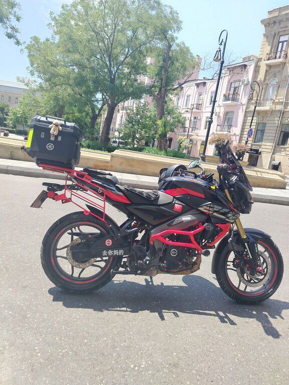 Bajaj Pulsar NS 200, 200 sm3, 2025 il, 15 000 km — Motosikletlər, Bakı (7)