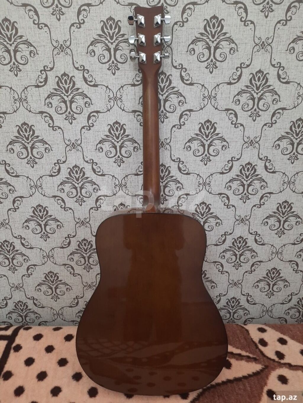 Akustik gitara, Yamaha, 6 sim, İşlənmiş, Ünvandan götürmə, Pulsuz çatdırılma — Mallar, Bakı (2)