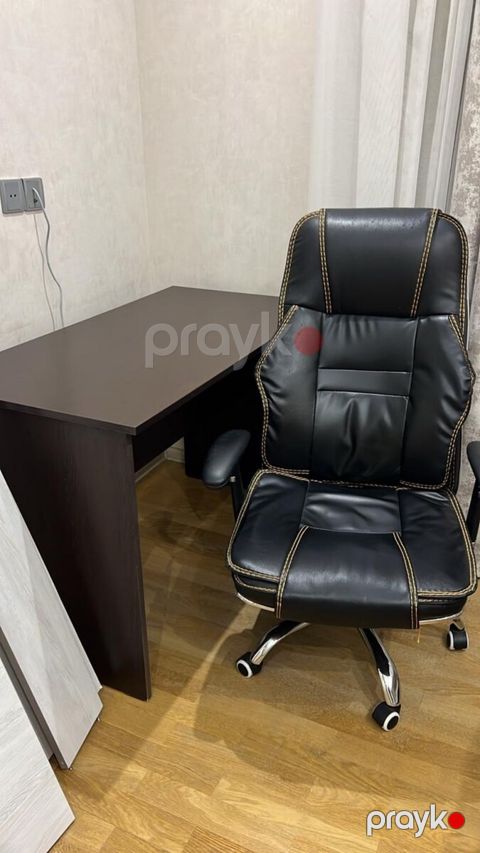 Ofis mebeli dəsti