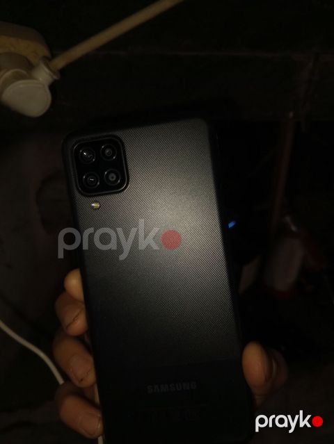 Samsung Galaxy A12, rəng - Qara