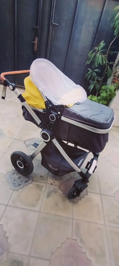 Mehra Kolyaska Uzaniqli Oturaqli da olur munasib 45 azn Saray — Mehdiabad