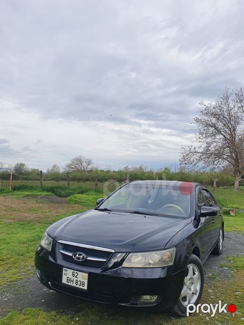 Hyundai Sonata, 2.4 L, 2004 il, 200 000 km