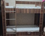 İki mərtəbəli çarpayı – kompakt və funksional dizayn - Material — Mebel