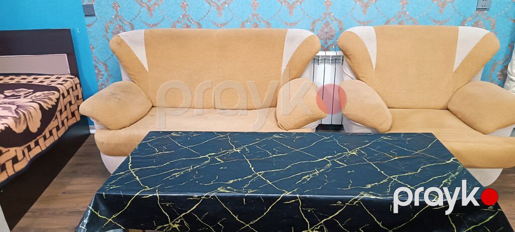 Tek mini divan 25 man satilir. 2 kreslosu da var kreslolarla — Mebel, Bakı (3)