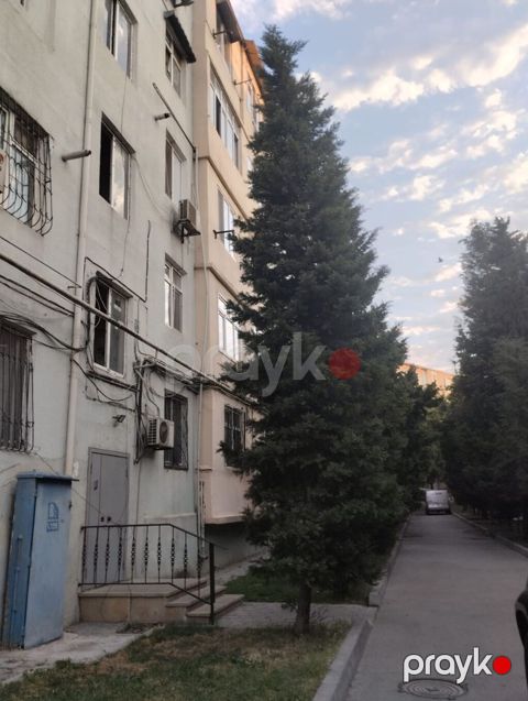Bakı, 3 otaqlı, Köhnə tikili, 45 kv. m