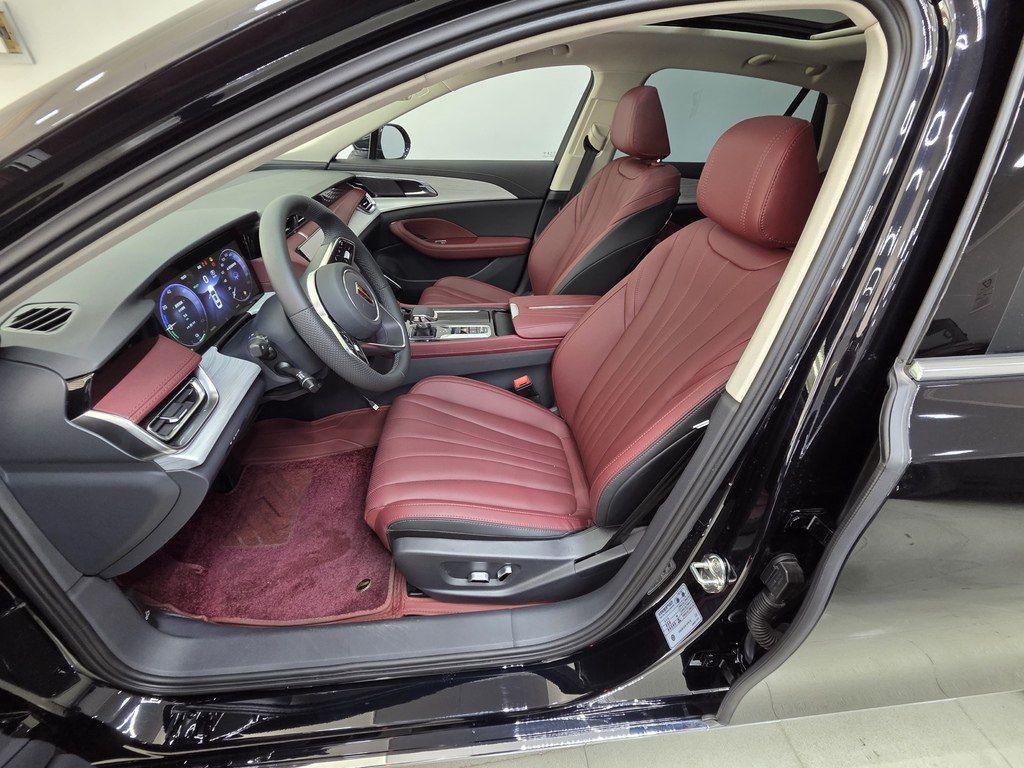 Hongqi H5, 1.5 L, 1.3 kWh, 2025 il, yeni — Avtomobillər, Bakı (10)