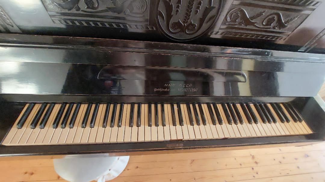 Piano — Musiqiə alətləri, Bakı (2)
