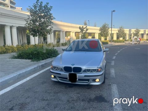 BMW 528, 2.8 L, 1999 il, 500 000 km