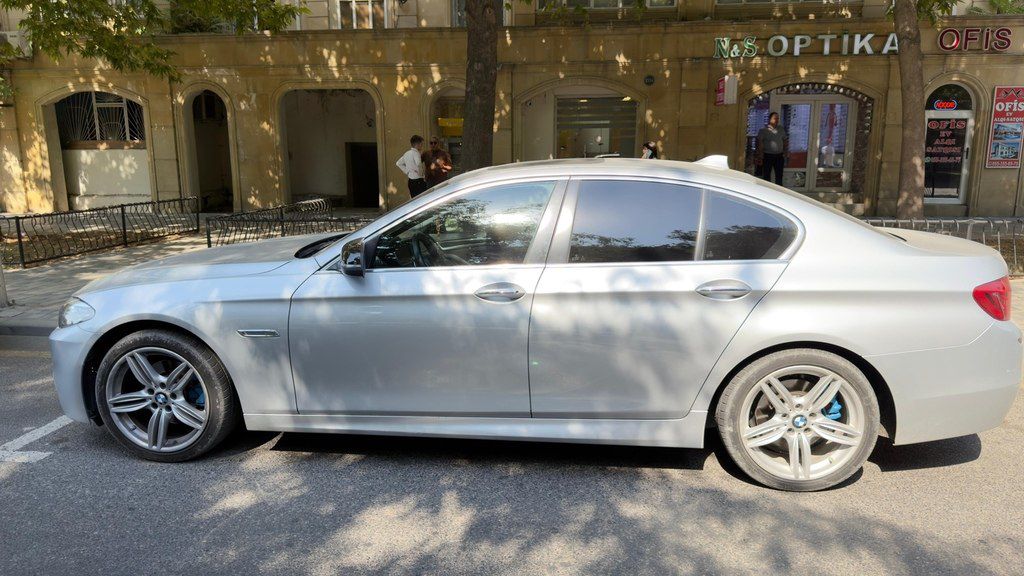BMW 528, 2.0 L, 2014 il, 255 000 km — Avtomobillər, Bakı (3)