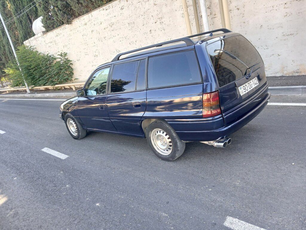 Opel Astra, 1.8 L, 1995 il, 2 454 km — Avtomobillər, Bakı (4)