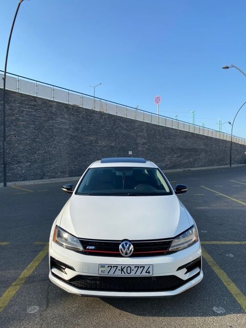 Volkswagen Jetta, 1.4 L, 2017 il, 114 000 km — Bakı