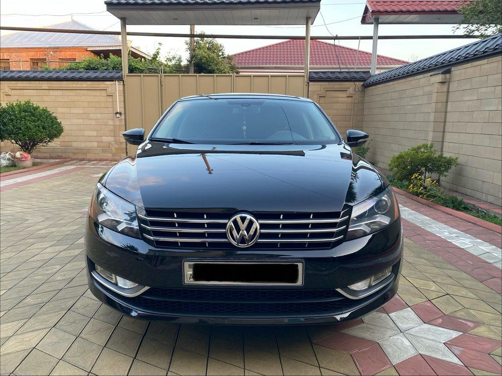 Volkswagen Passat, 2.5 L, 2012 il, 261 000 km — Avtomobillər, Zaqatala