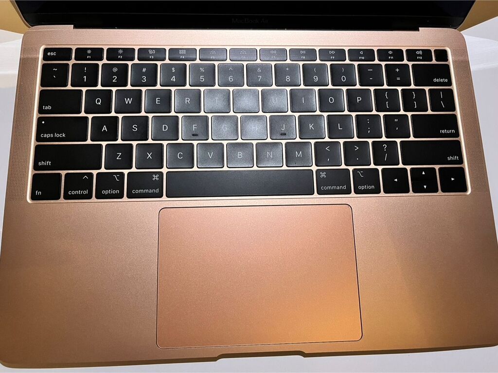 Apple MacBook Air, qızılı rəng (Gold) Xüsusiyyətlər: - 13.3" Retina — Apple Macbook, Digah (2)