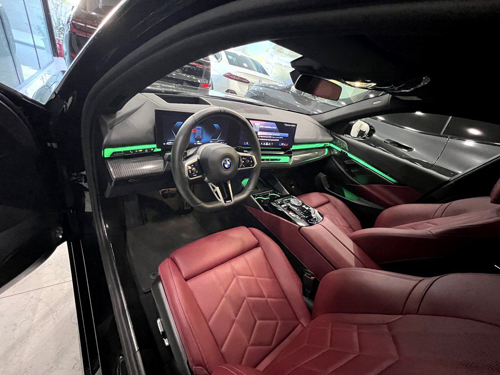 BMW 530e, 2.0 L, 19.4 kWh, 2024 il, 29 500 km — Avtomobillər, Bakı (11)