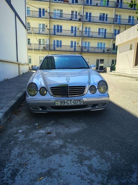 Mercedes E 320, 3.2 L, 2001 il, 470 000 km — Xankəndi