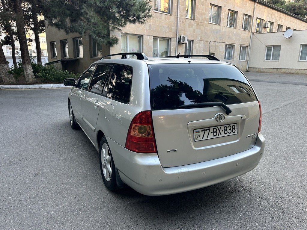 Toyota Corolla, 1.4 L, 2005 il, 381 211 km — Avtomobillər, Bakı (7)