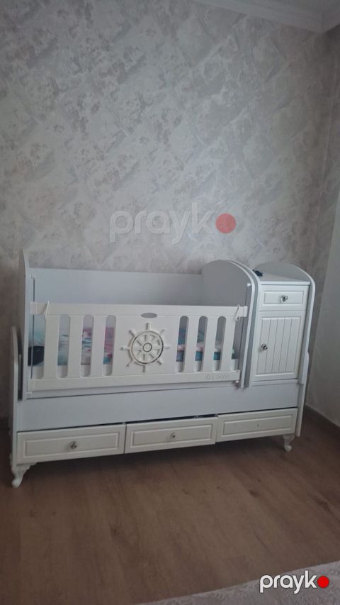 Besik satilir hec bir problemi qirigi yoxdur matrasi var 50 manat — Sumqayıt