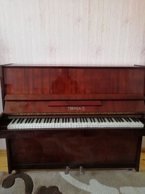 Piano, Akustik, İşlənmiş, Ünvandan götürmə — Bakı