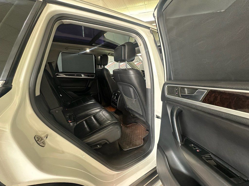 Volkswagen Touareg, 3.6 L, 2011 il, 215 000 km — Avtomobillər, Bakı (10)