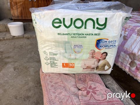 Evony belbantlı yetkinlər üçün xəstə bezi - Model: Evony Adult Diaper — Digah