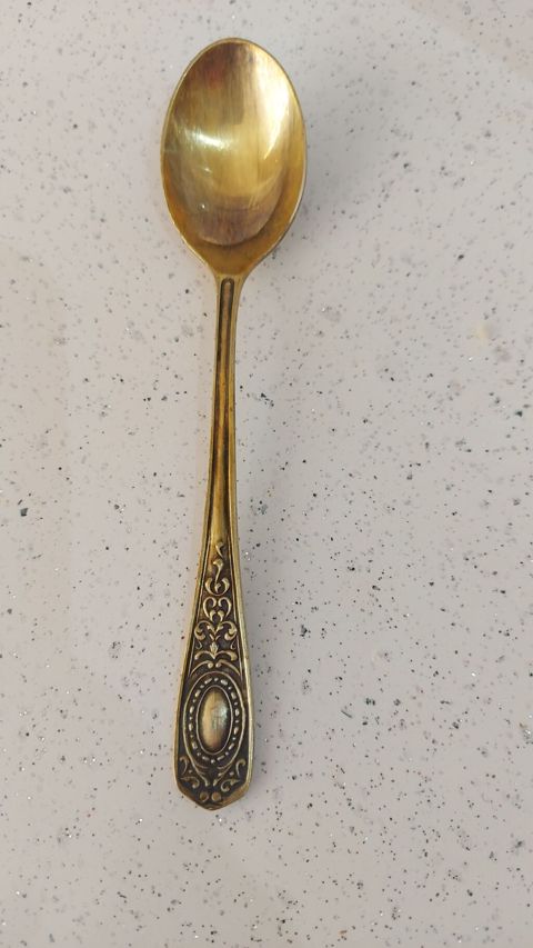 Qızılı rəngli dekorativ çay qaşığı 6 ədəd - Material: metal alaşımı — Sumqayıt