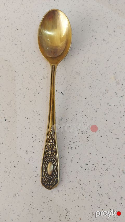 Qızılı rəngli dekorativ çay qaşığı 6 ədəd - Material: metal alaşımı