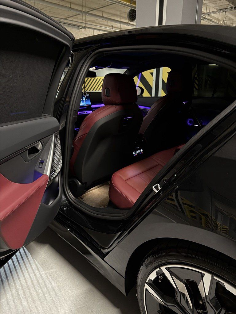BMW 520, 2.0 L, 2024 il, 21 500 km — Avtomobillər, Bakı (6)