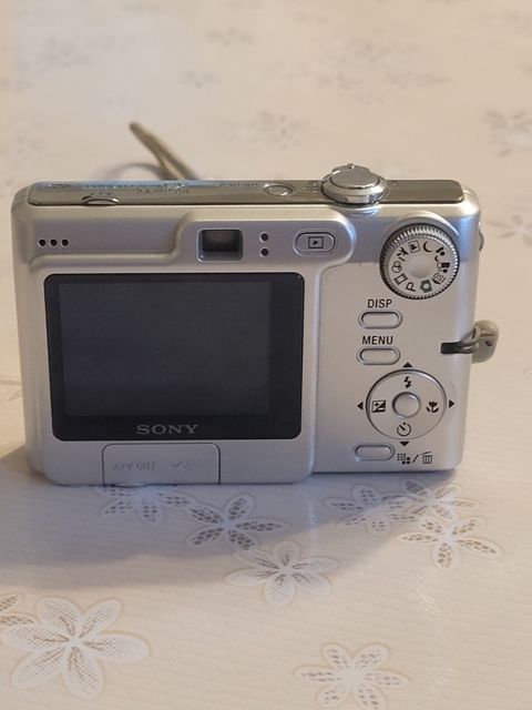 Fotoaparat Sony Cyber-shot — Bakı