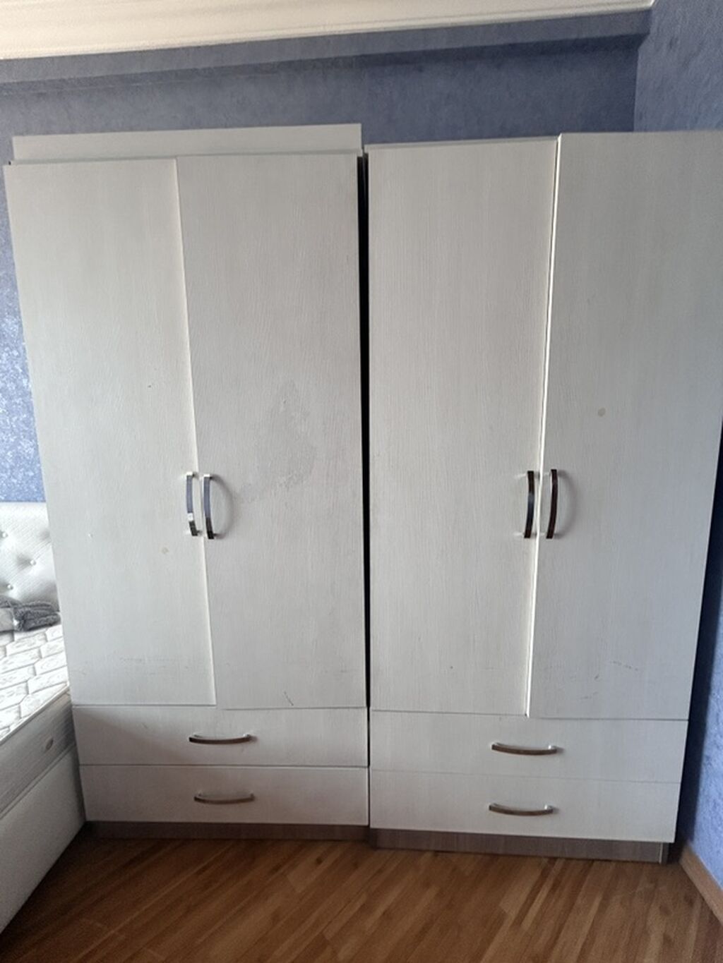 Uşaq/yeniyetmə otağı üçün mebel dəsti Tərkib: - Yazı masası: geniş iş — Mebel, Bakı (3)