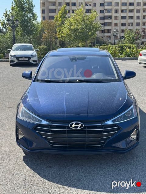 Hyundai Elantra, 2.0 L, 2019 il, 180 000 km