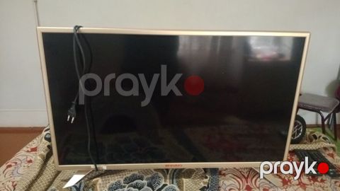 Shıvakı LED televizor - Ekran diaqonalı: təxminən 32" - Korpus