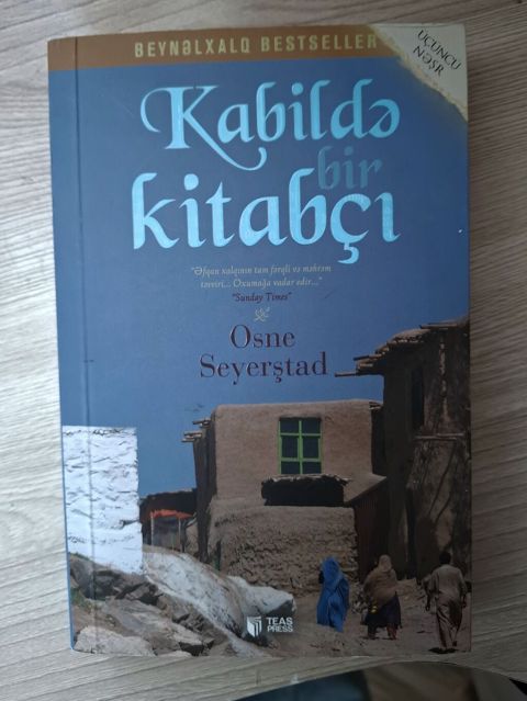 Məhsul: “Kabildə bir kitabçı” – Osne Seyerştad Nəşriyyat: Teas Press — Bakı