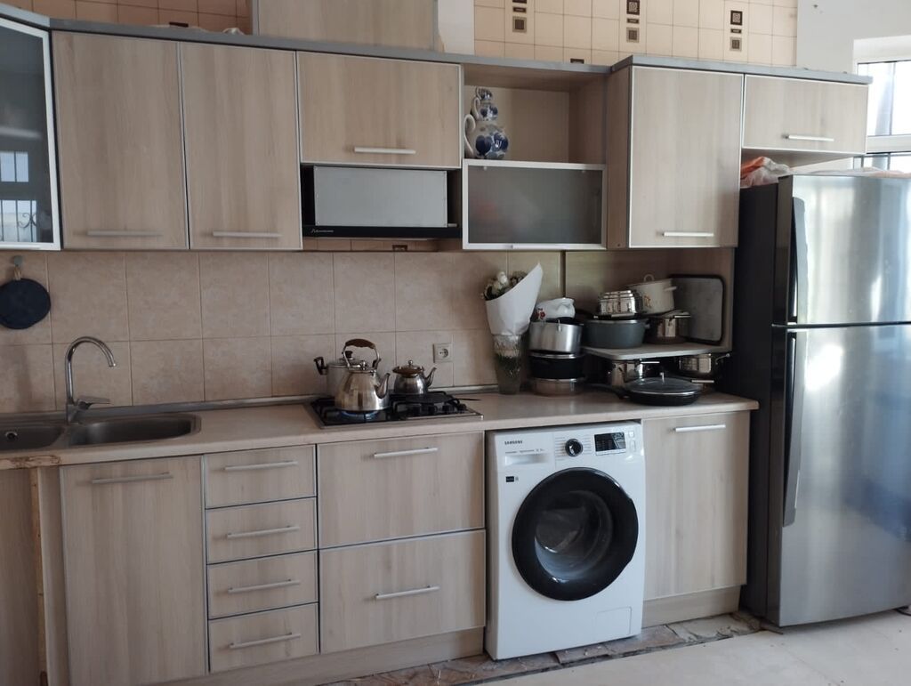 Metbext mebeli 300azn olcu Hündürlüyü 2.23 Uzunluğu 5.90 uzerinde — Mebel, Bakı
