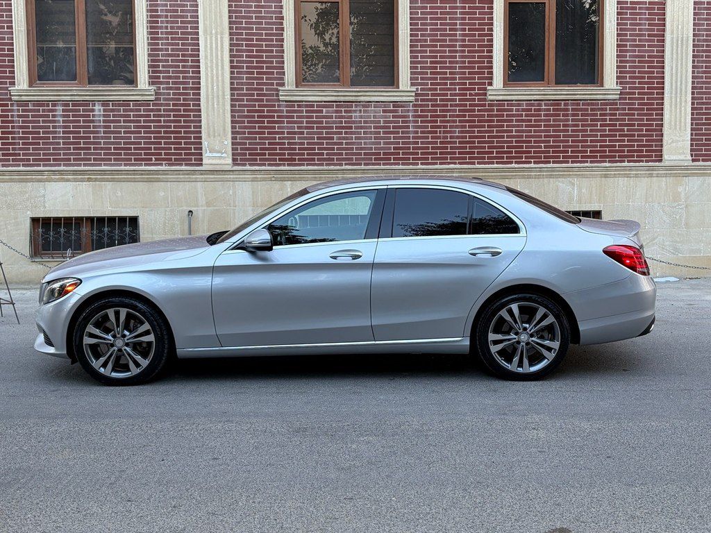 Mercedes C 300, 2.0 L, 2016 il, 96 000 km — Avtomobillər, Bakı (6)