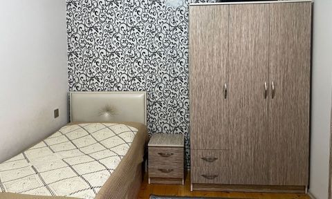 Gənc yataq dəsti Satılır 300₼ Çarpayı 2/90 baza matras var termo — Bakı