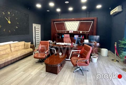 RR Ofis mebeli temiz qoz ağacinan tam ideal veziyyetde qiymet 13.000