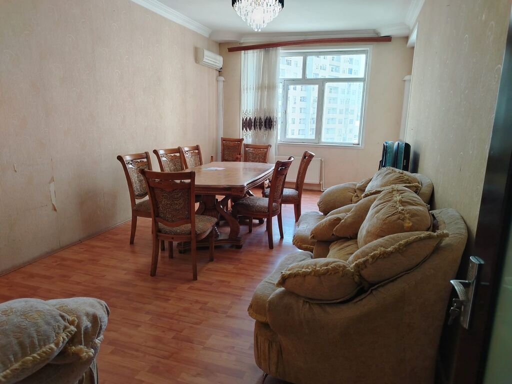 Unavm 3 mkr dairəsi ilə 20nyanvar metrosuun yani liftde var 2 dene — Daşınmaz əmlak, Şirvan (2)