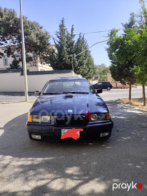 BMW 320, 2.0 L, 1994 il, 458 745 km