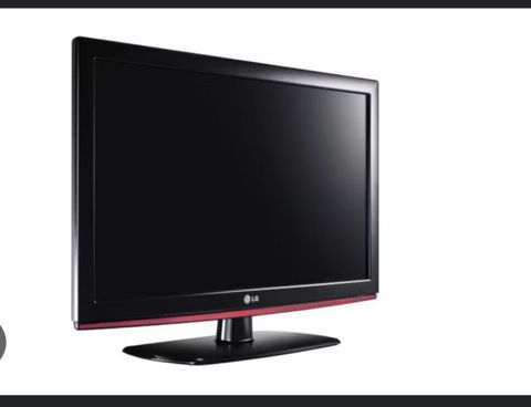LG LCD televizor - Ekran ölçüsü: təxminən 22–26 düym (kompakt ölçü — Digah