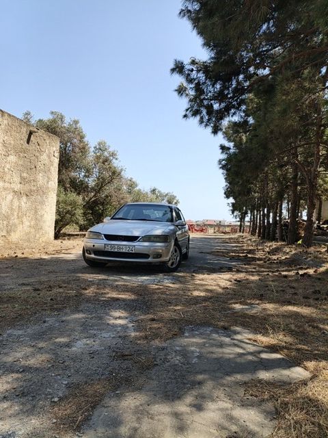 Opel Vectra, 1.8 L, 1999 il, 522 000 km — Bakı
