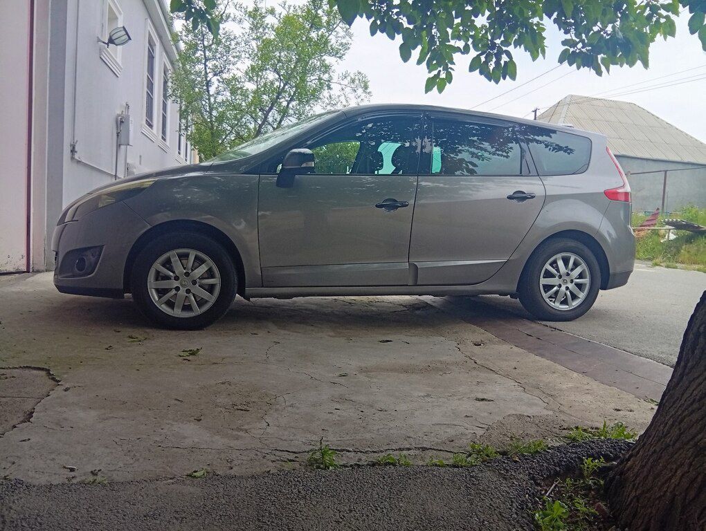 Renault Grand Scenic, 1.5 L, 2010 il, 500 000 km — Avtomobillər, Gəncə (6)
