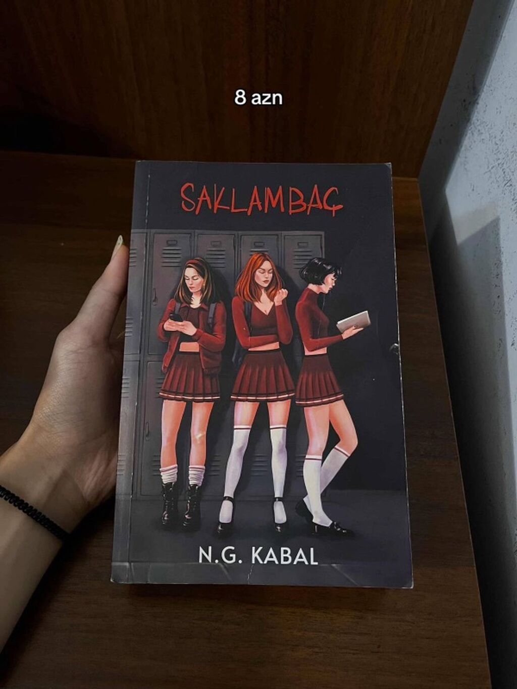 Satılır: 4 ədəd kitab paketi 1) Fyodor M. Dostoyevski – Ev Sahibəsi — Kitablar və jurnallar, Bakı (2)