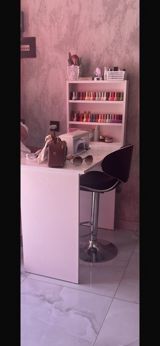 Düz masa, Siyirməsiz, Polkalı, Sadə laminat — Furniture